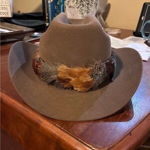 Sheplers by Stetson ~ Ellsworth Smoky Brown with Feather Band Cowboy Hat ~ 7.5